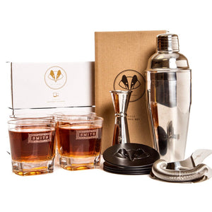 Whiskey Essentials Bundle Swanky Badger Black Coasters