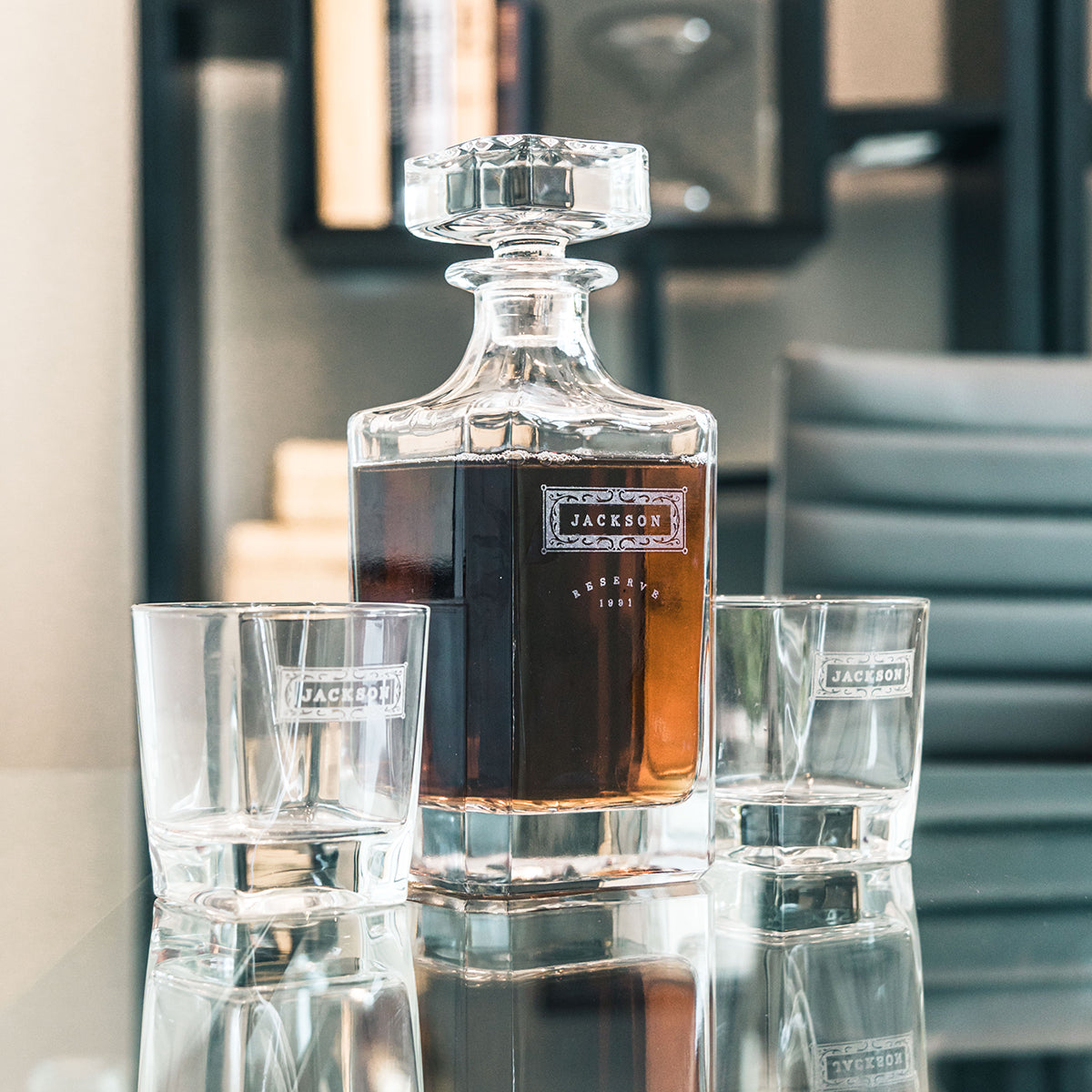Buy Whiskey Decantert,Shop Whiskey Decanter,Shop Whiskey Decanter online,Personalized Father`s Day Gifts, Personalized Gifts for Dad, Personalized Gifts For Him, Personalized Groomsmen Gifts,