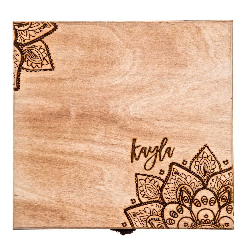 Shop Personalized Bridesmaid Box Online,Buy Personalized Bridesmaid Box Online,Buy Bridesmaid Box ,Personalized Father`s Day Gifts, Personalized Gifts for Dad, Personalized Gifts For Him, Personalized Groomsmen Gifts, 