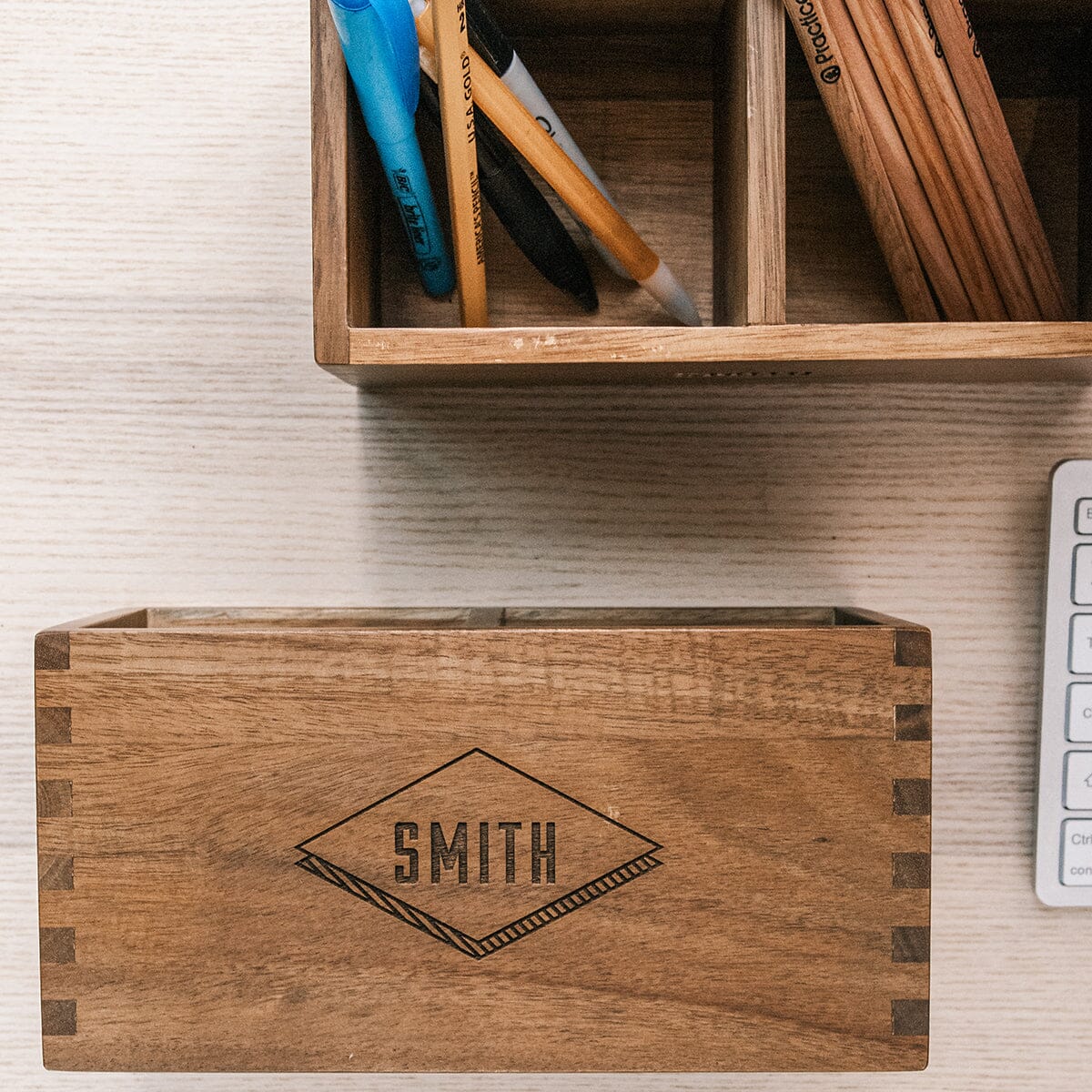 Acacia Desk Organizer: Diamond Swanky Badger 