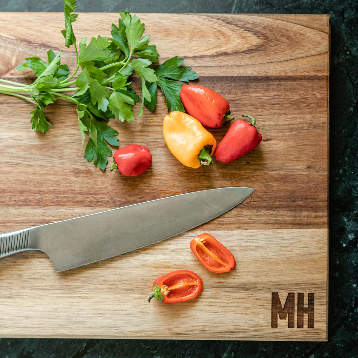 Acacia Chopping Block: Circle Swanky Badger 