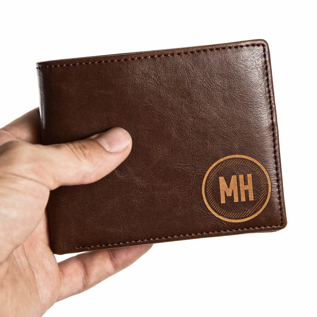 Personalized Wallet: Valentine Men&#39;s Leather Wallet Swanky Badger 