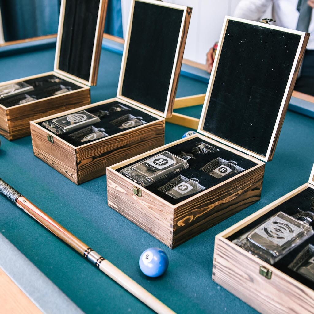 Decanter Gift Set Personalized Whiskey Decanter Swanky Badger 