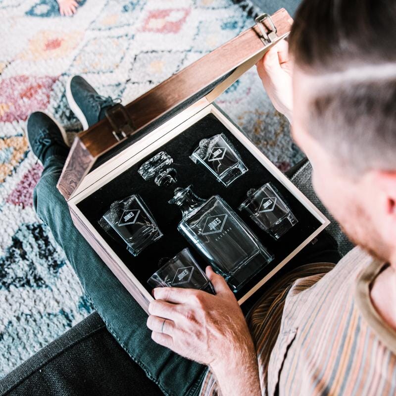 Decanter Set: Personalized Personalized Whiskey Decanter Swanky Badger 